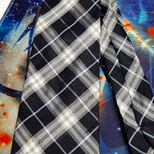 Burberry London England authentic silk tie men's